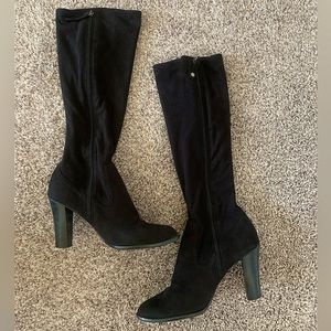Knee-high Velvet Boots